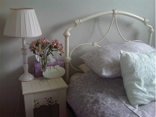 Damson Cottage B&B レイコック エクステリア 写真