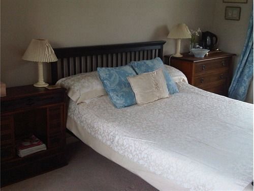 Damson Cottage B&B レイコック エクステリア 写真